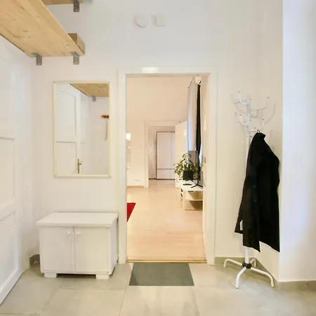 Standard By Hi5- Dob Street 아파트